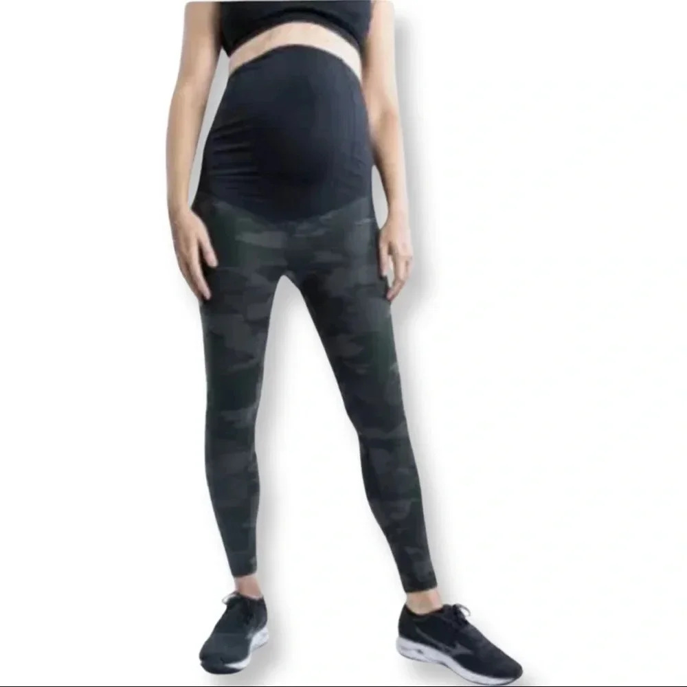 Isabel Maternity Size Small Camouflage Active Legging + Crossover Panel New